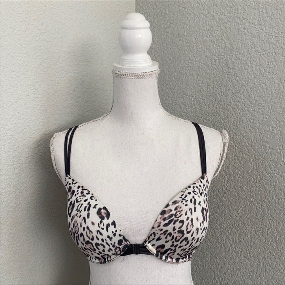 Victoria’s Secret Very Sexy Push-Up Bra Leopard Print Size 32DD